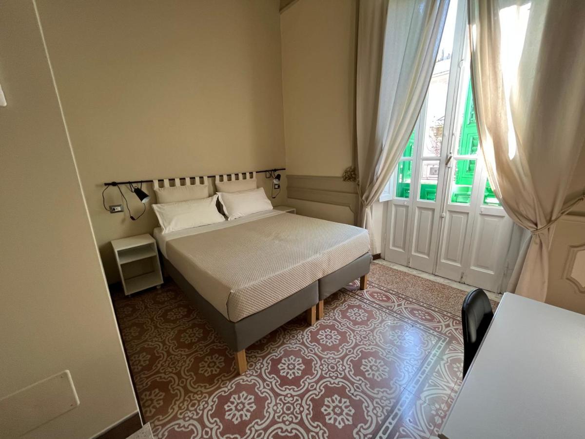 Epoque Bed And Breakfast Мессіна Екстер'єр фото