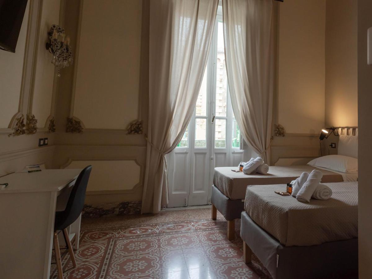 Epoque Bed And Breakfast Мессіна Екстер'єр фото